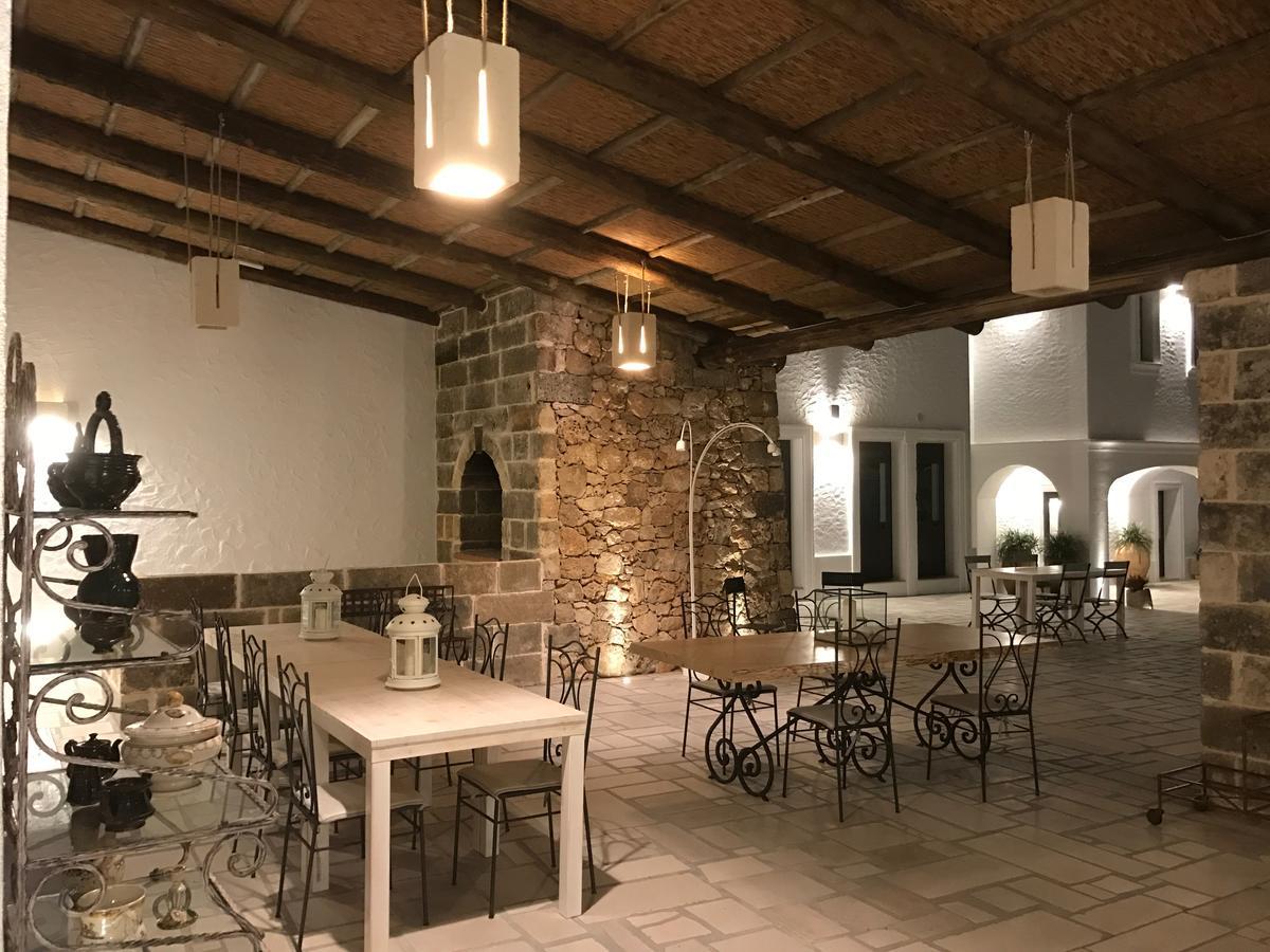 Masseria Le Mandorle 乌真托 外观 照片